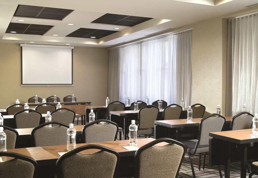 Courtyard By Marriott Atlanta Downtown Hotel Exterior photo