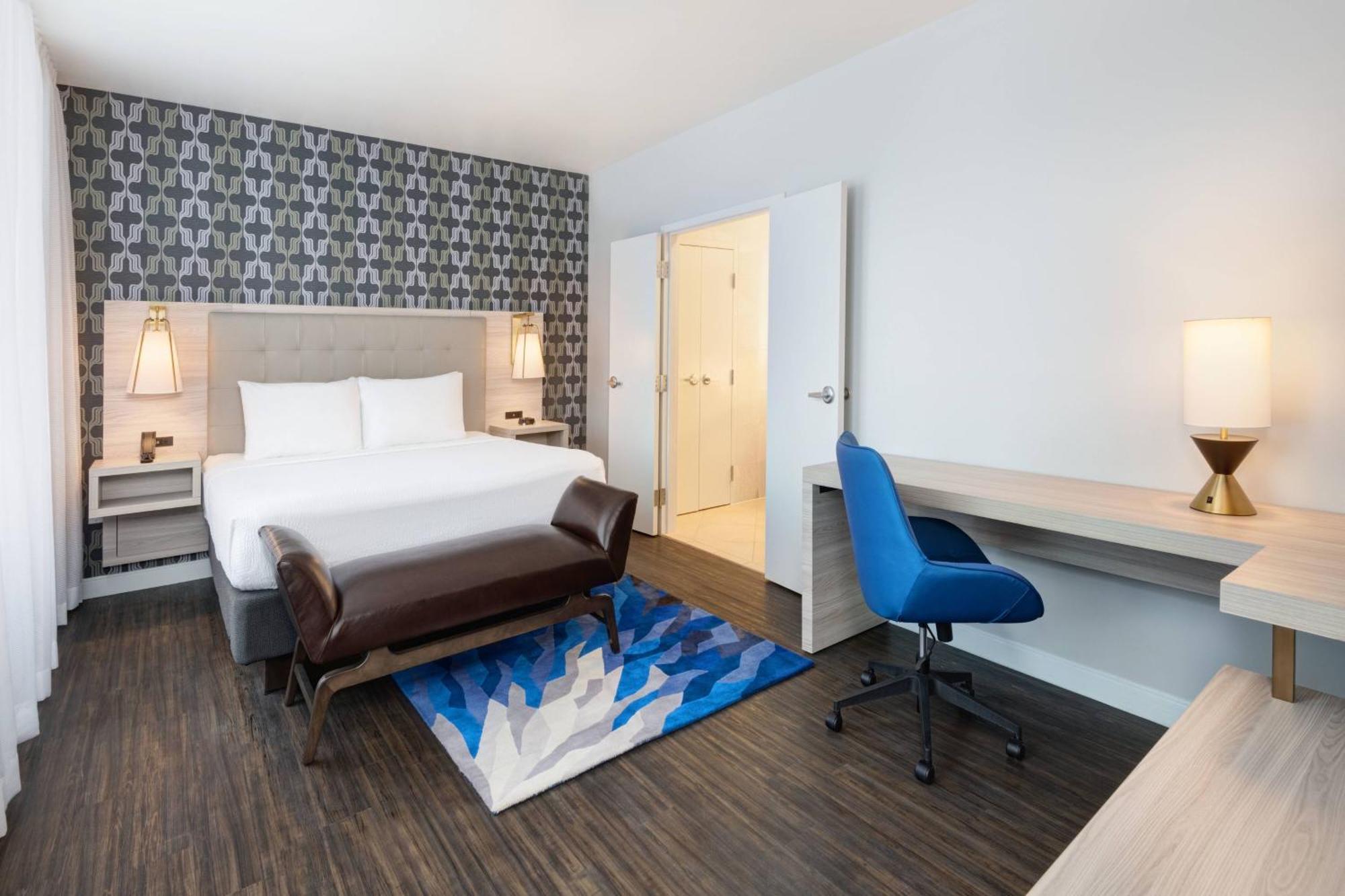 Courtyard By Marriott Atlanta Downtown Hotel Exterior photo